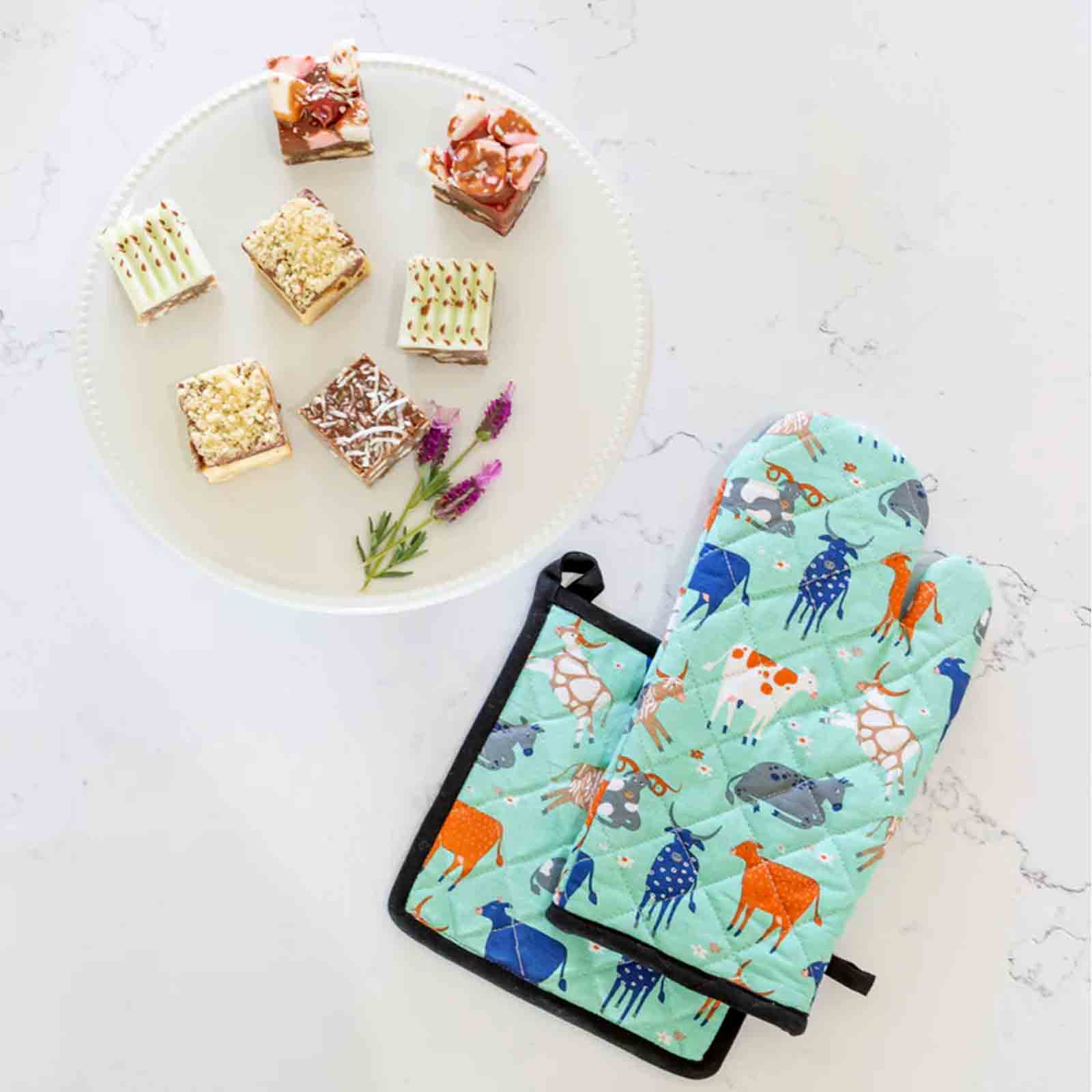 Green Cow 100% Cotton Pot Holder and Oven Mitt Set