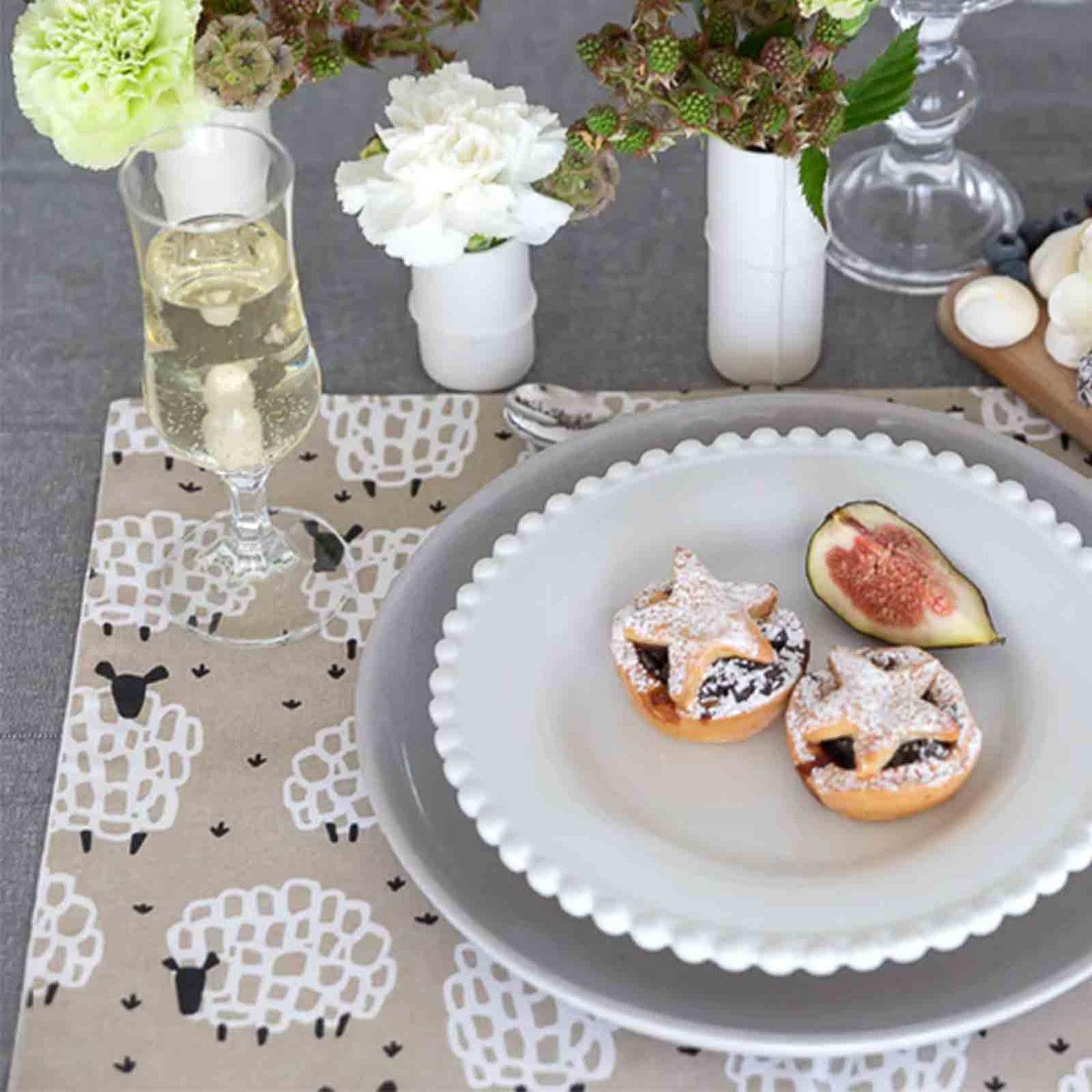 Grey Sheep 100% Cotton Fabric Placemat - Set of 4