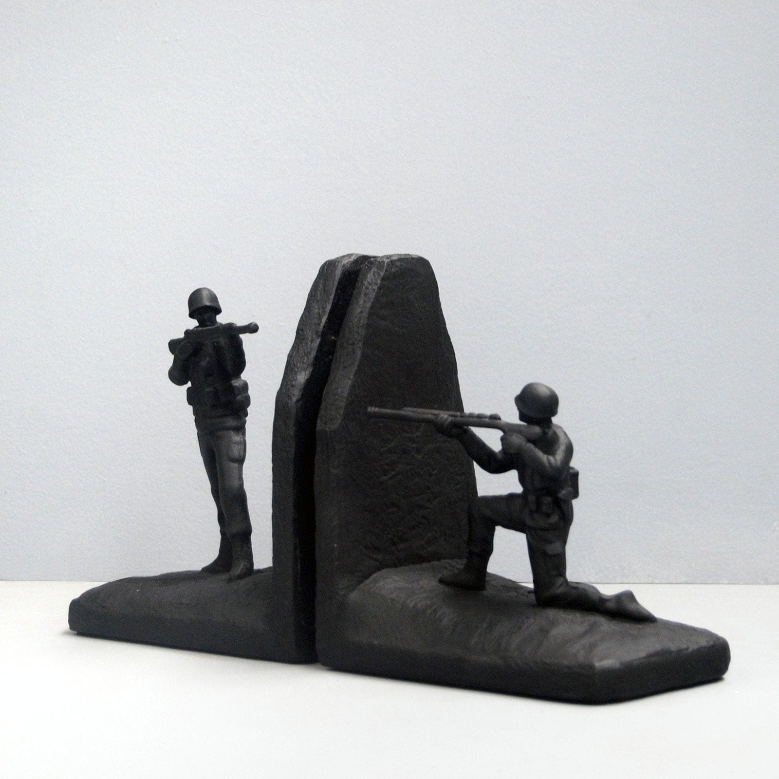 Soldier Bookends - Black.