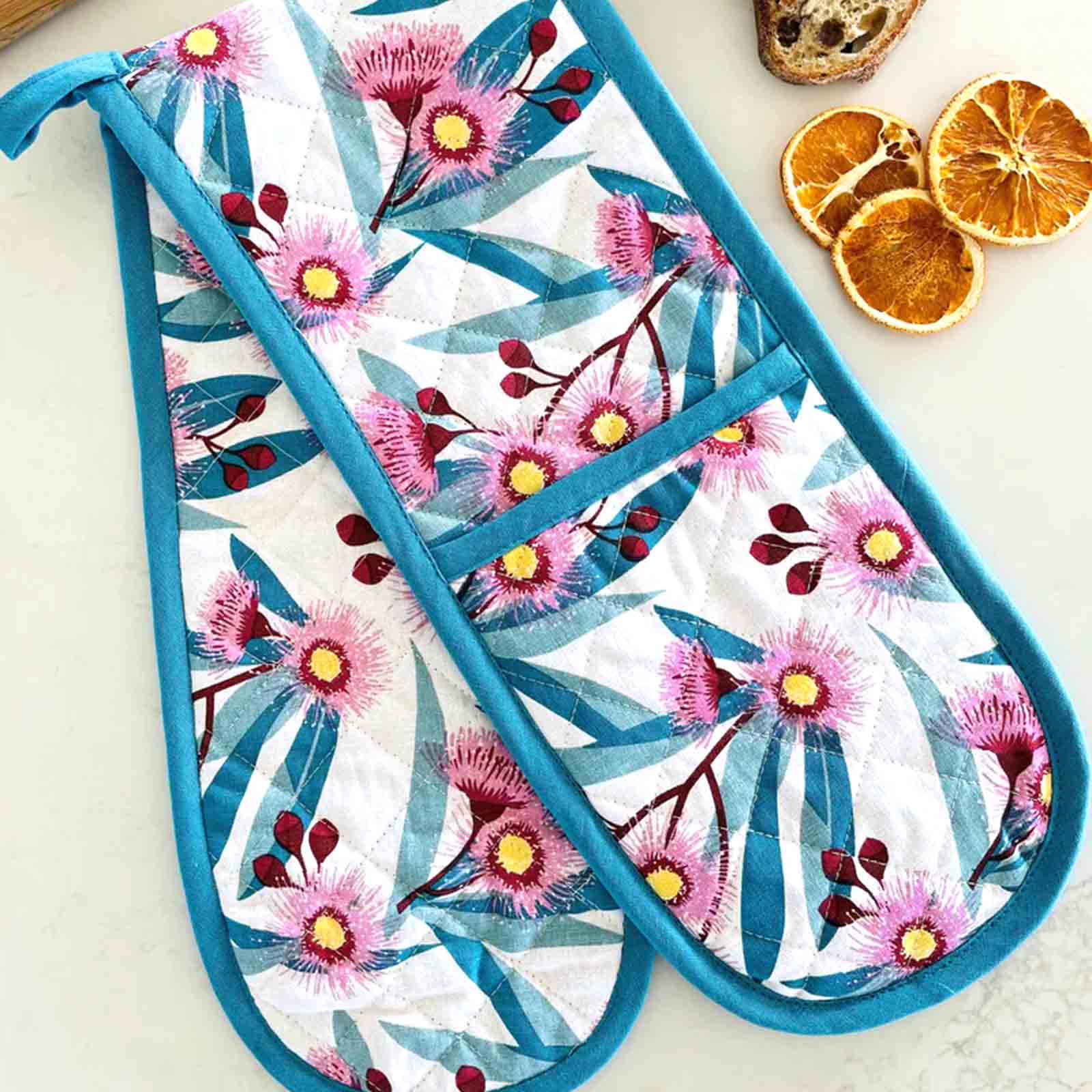 Flowering Gum 100% Cotton Double Oven Glove