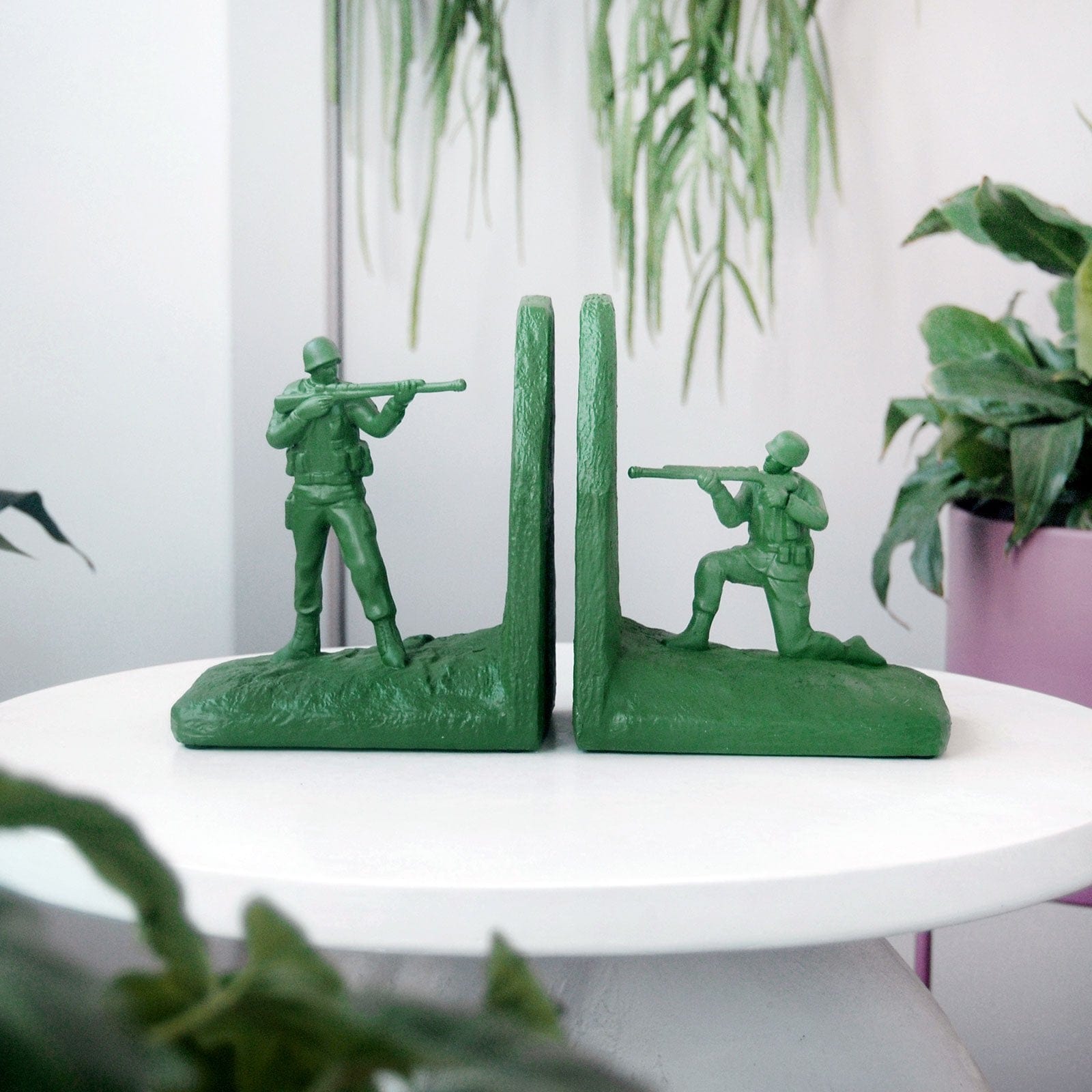 Soldier Bookends - Green.