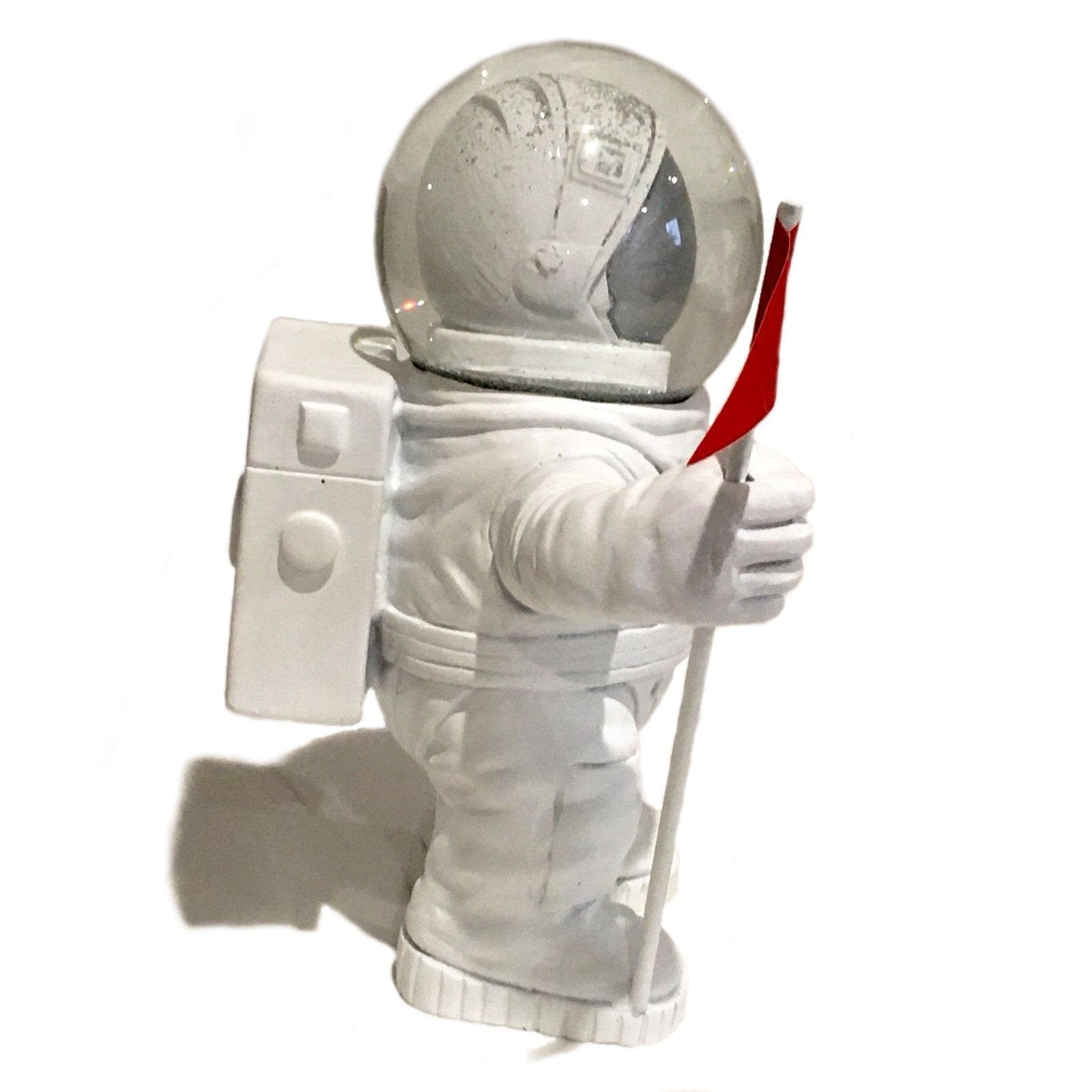 Space Man Water Ball / Snow Globe.