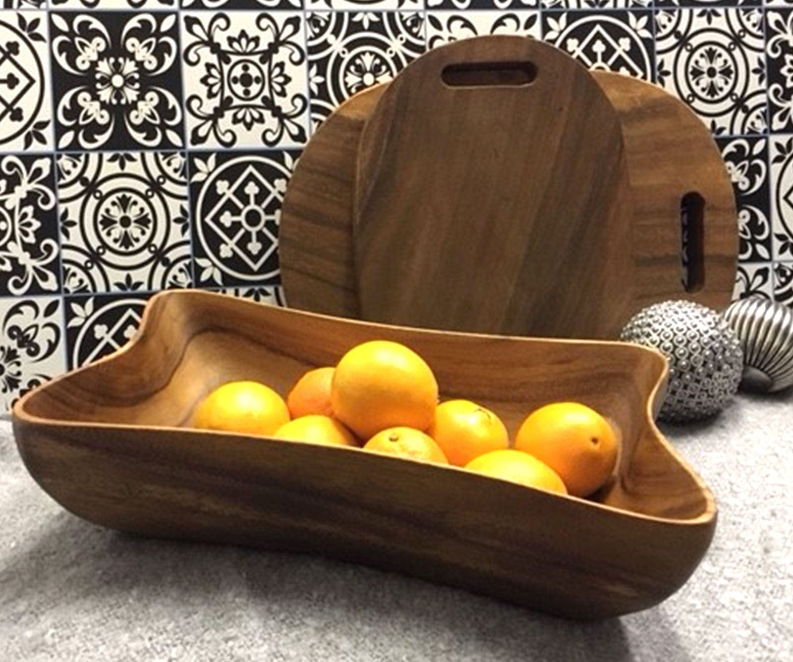 Acacia Wood Oval Board - 2 sizes.