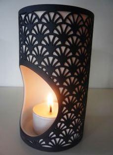 Oriental Fans Porcelain Essential Oil Burner.