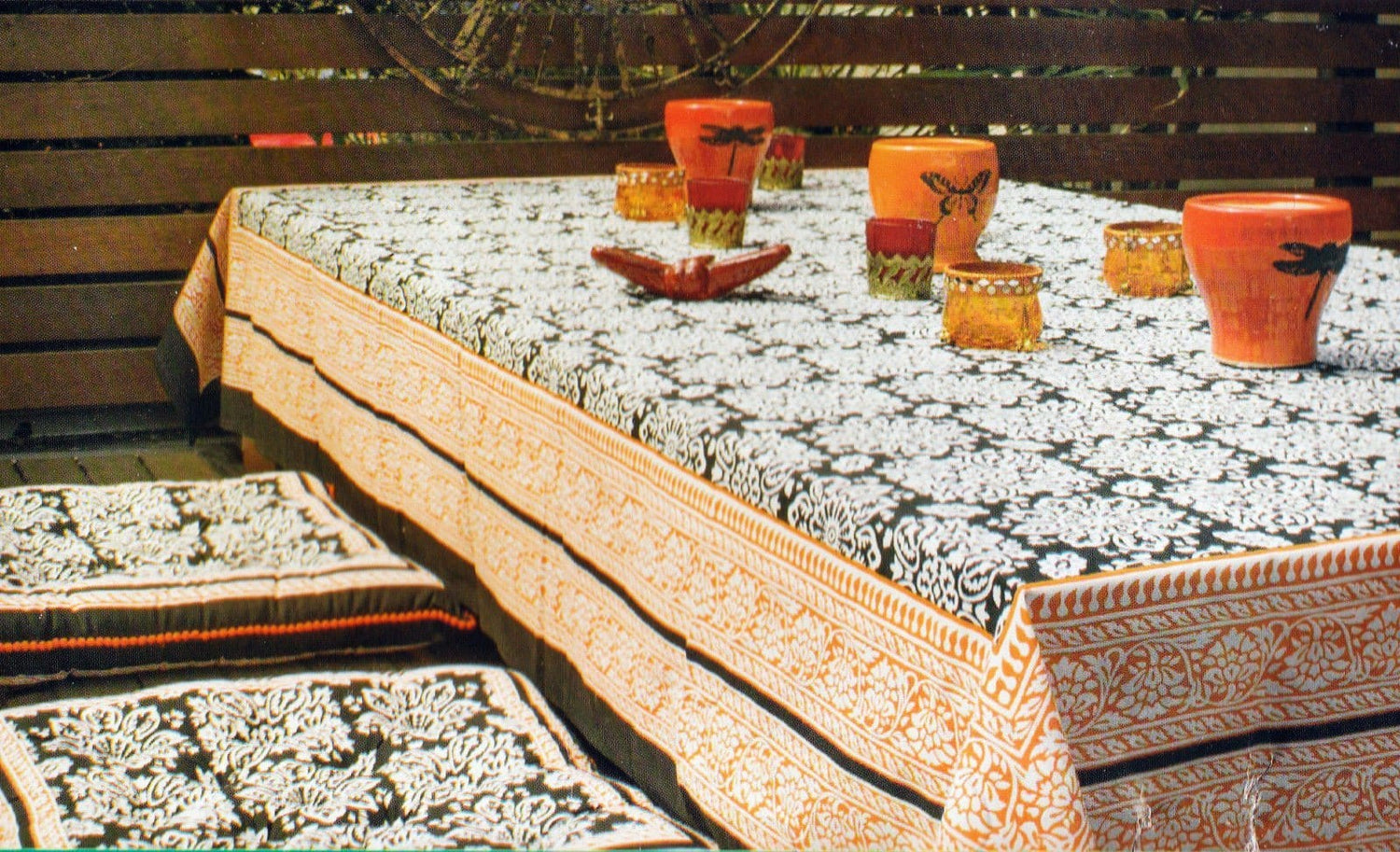 "Valencia" - 6 Seater Multicolours Tablecloth.