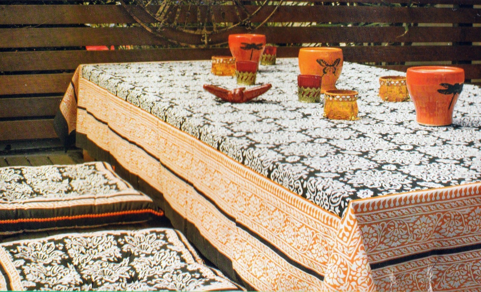 "Valencia" - 6 Seater Multicolours Tablecloth.