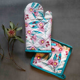 Flowering Gum 100% Cotton Pot Holder and Oven Glove / Mitt Set