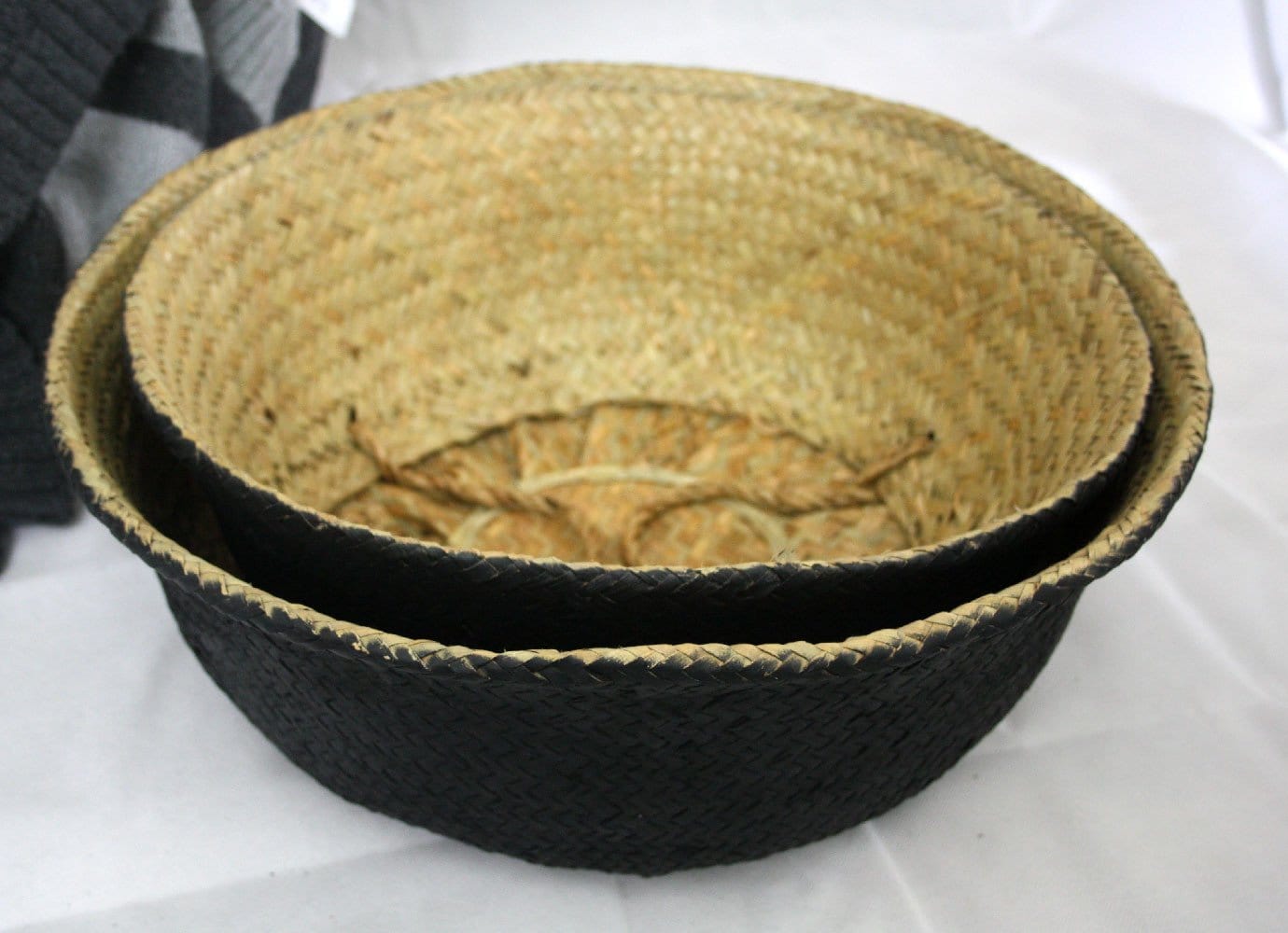 Medium Foldable Seagrass Belly Basket - Black.