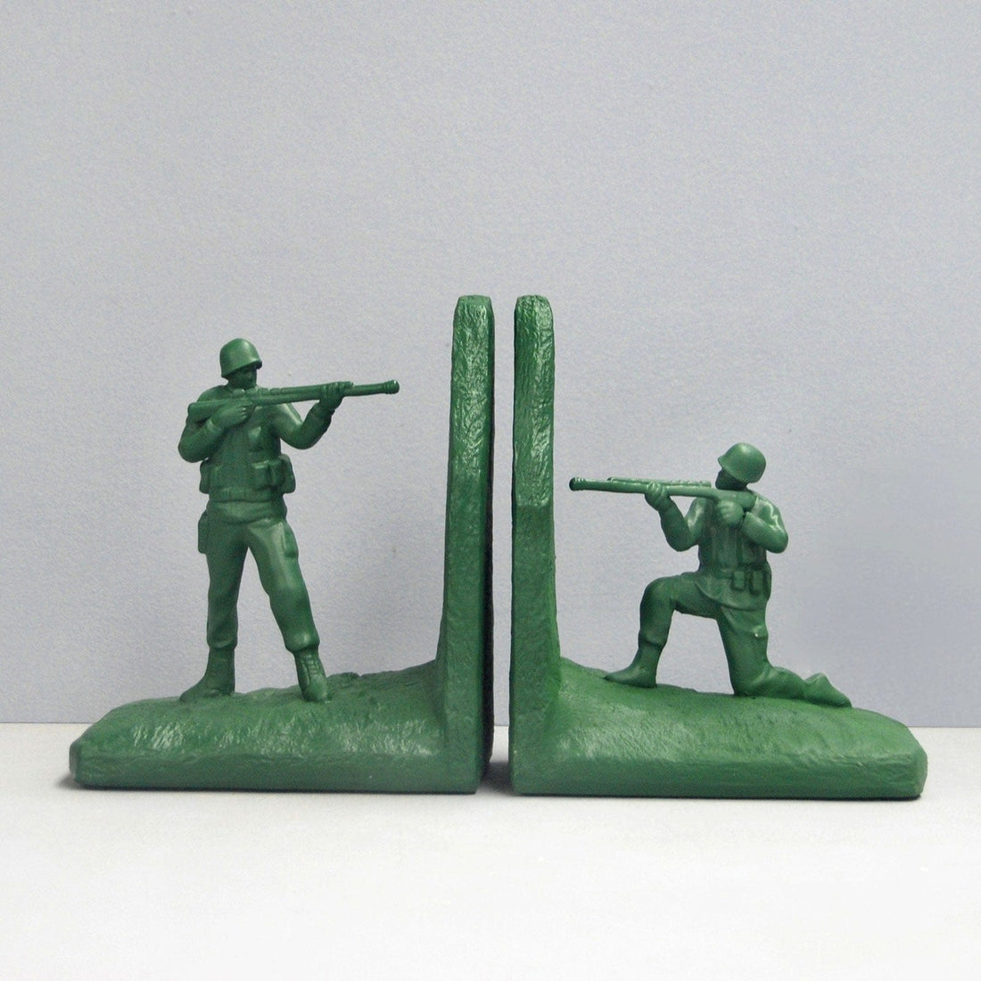 Soldier Bookends - Green.