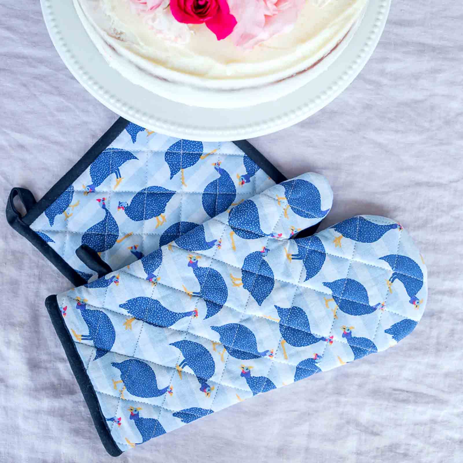 Guinea Fowl 100% Cotton Oven Glove and Pot Holder
