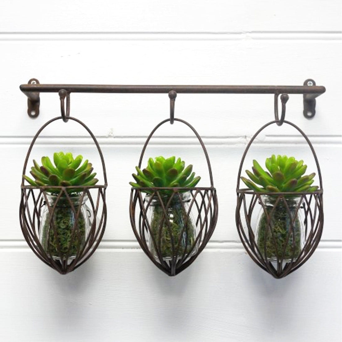 Rustic Triple Basket Wall Planter.